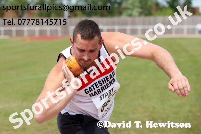 Senior mens shot, North Eastern Track and Fields Champs., Middlesbrough. Photo: David T. Hewitson/Sports for All Pics